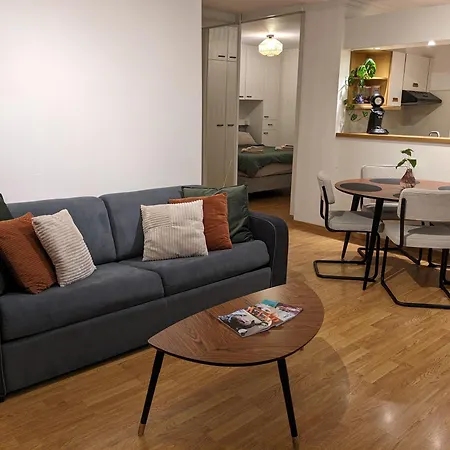 Vista Linda, Vlak Bij Zeedijk En Остенде