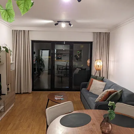 Vista Linda, Vlak Bij Zeedijk En Apartment