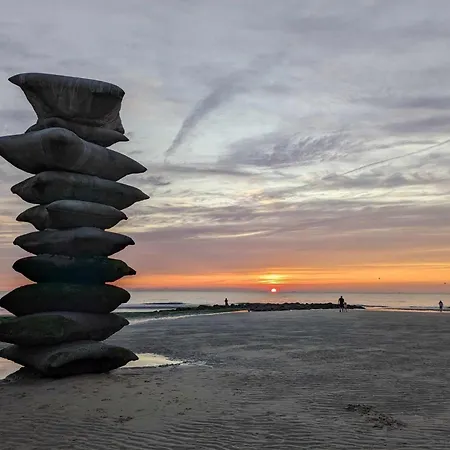 Vista Linda, Vlak Bij Zeedijk En