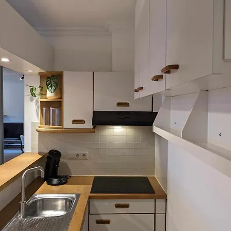 Apartment Vista Linda, Vlak Bij Zeedijk En Ostende