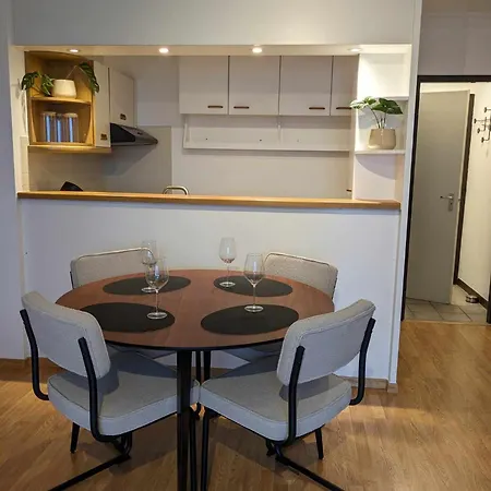 Vista Linda, Vlak Bij Zeedijk En * Остенде